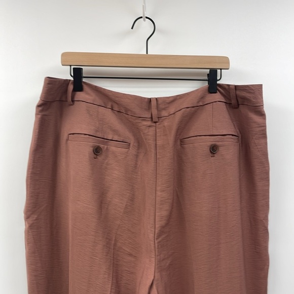 Ann Taylor LOFT High Rise Pleated Tapered Trouser Pant Minimalist Brown 16 - Picture 5 of 7